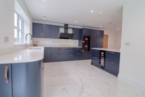 Kitchen- click for photo gallery